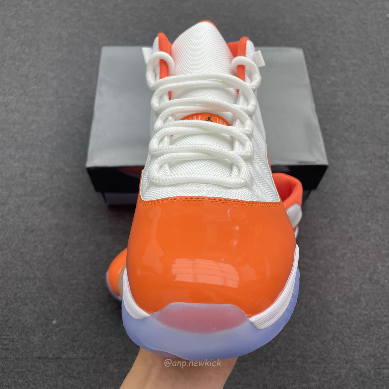 Air Jordan 11 Florida Gators White Orange (3) - newkick.vip